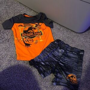 Boys short set size 3t